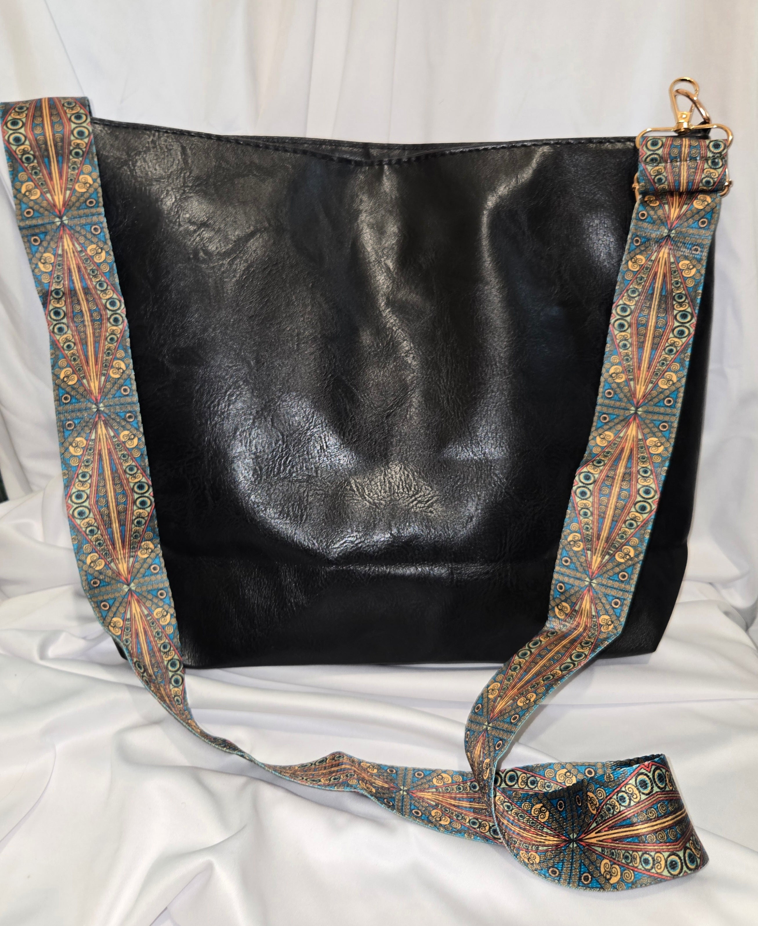 Black Medium Size Cross Body Purse