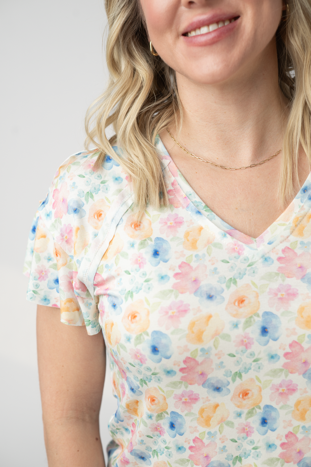 IN STOCK Raelynn V-Neck Top - Petal Gardens