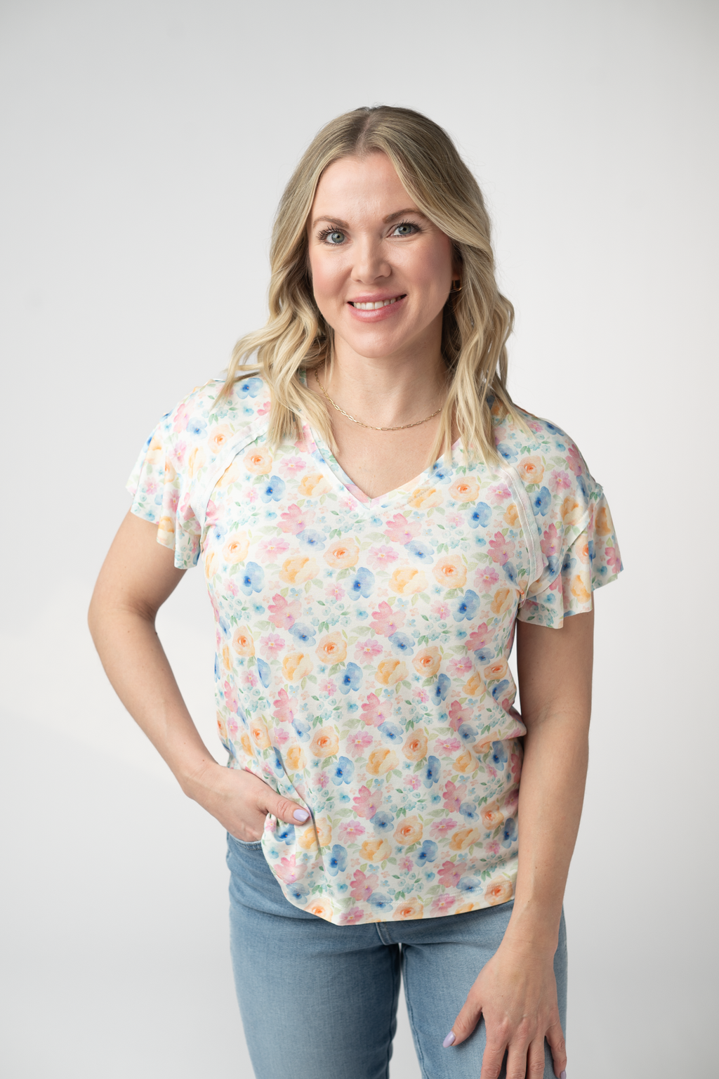 IN STOCK Raelynn V-Neck Top - Petal Gardens