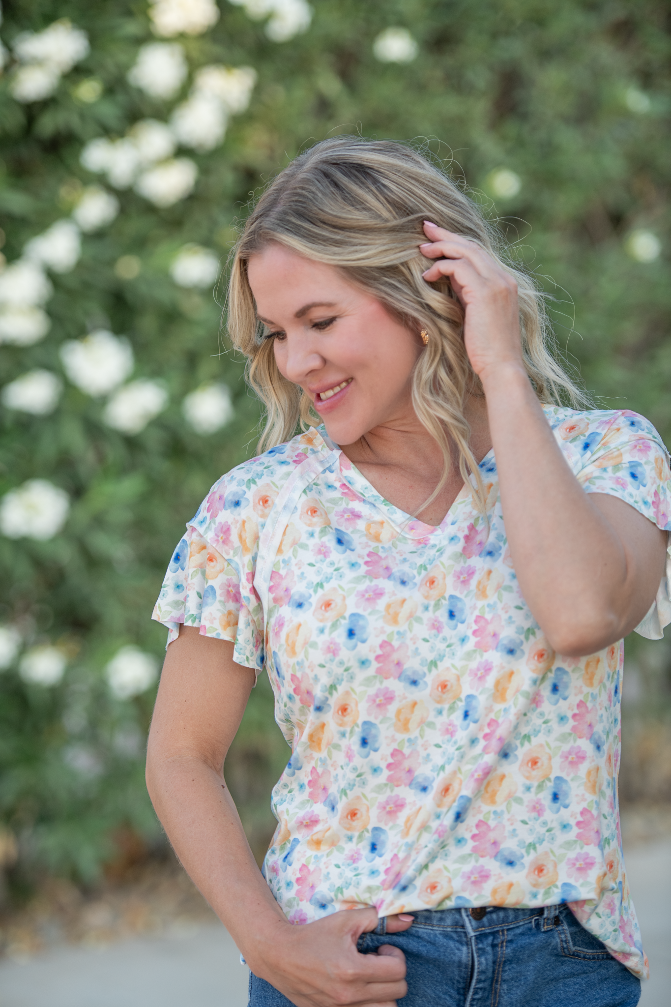 IN STOCK Raelynn V-Neck Top - Petal Gardens