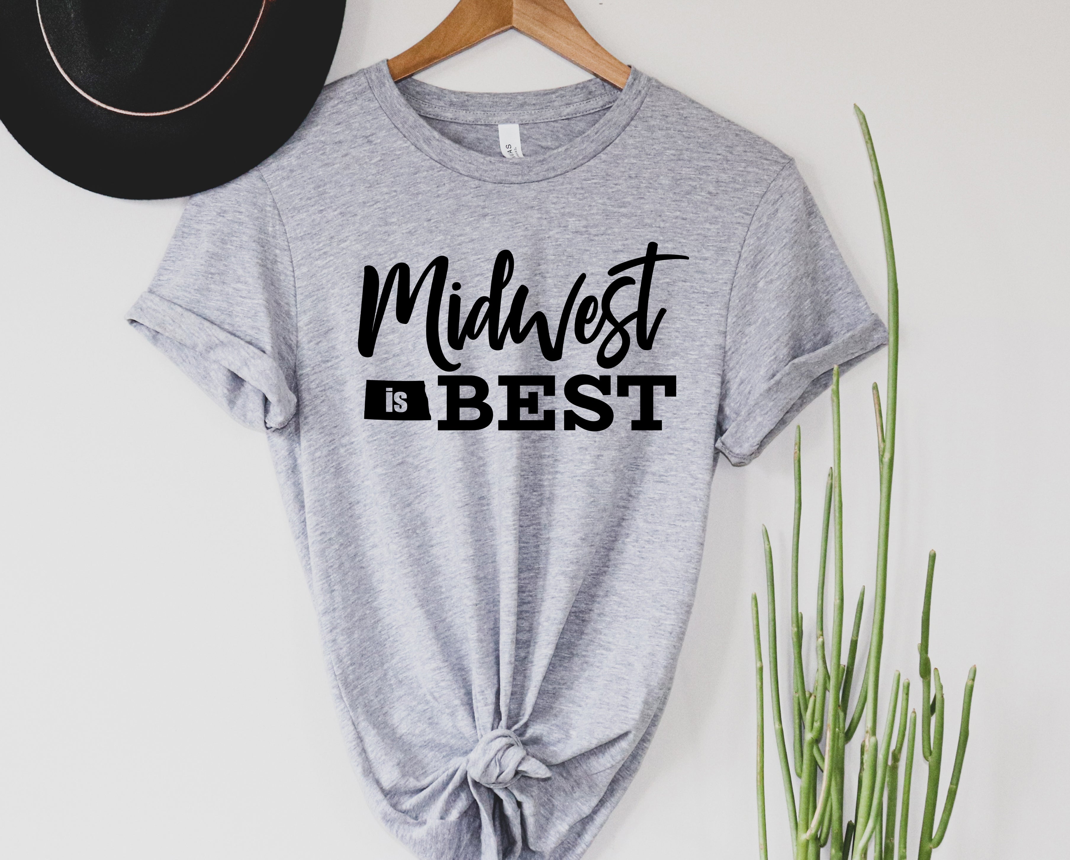 Wholesale ND Midwest is Best Graphic Tee - Heather Grey