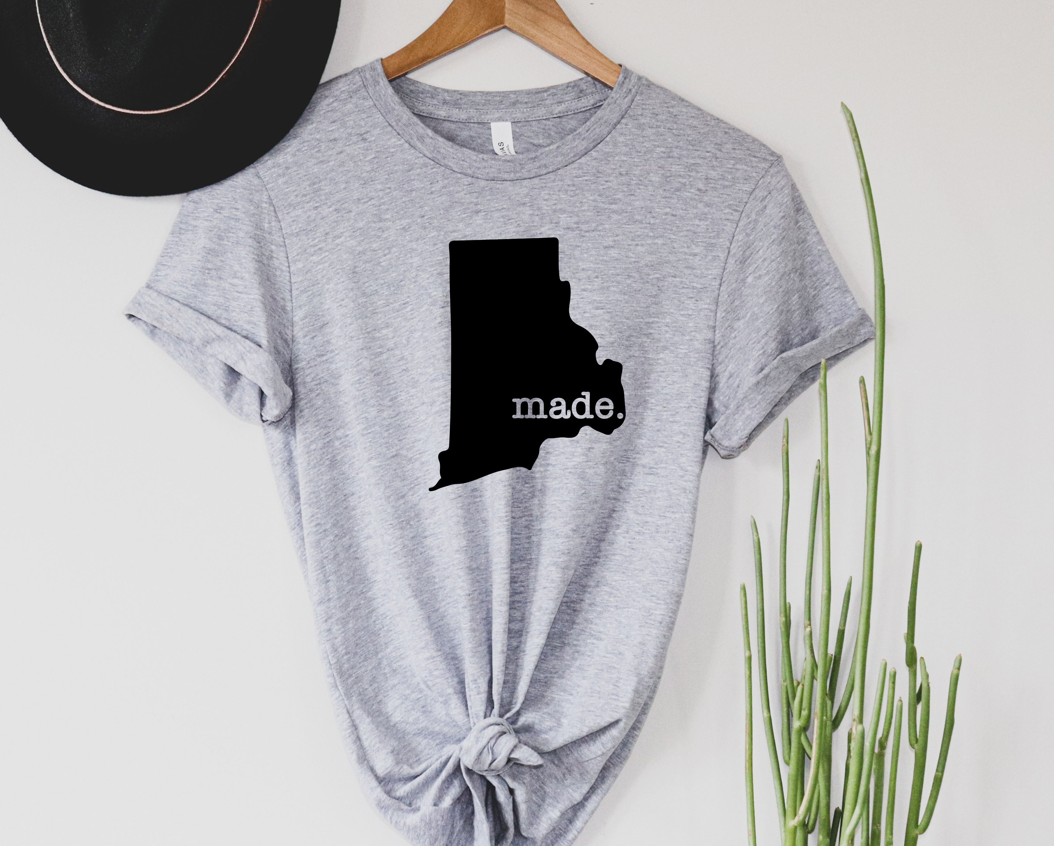 Wholesale Rhode Island Made Graphic Tee - Heather Grey